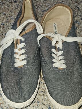 American Eagle Outfitters Women's Gray Canvas Lace-Up Sneakers Size 9½